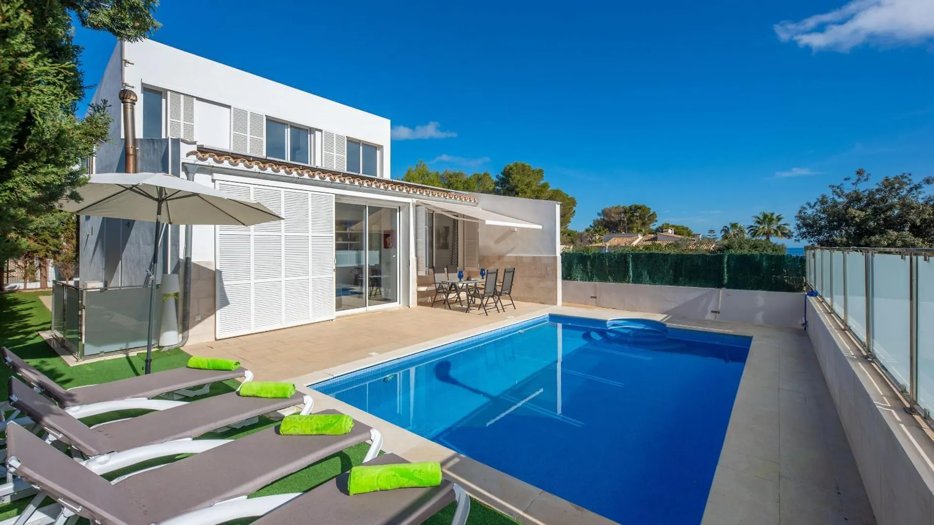 Villa Domus Genti Son Serra de Marina 0*,